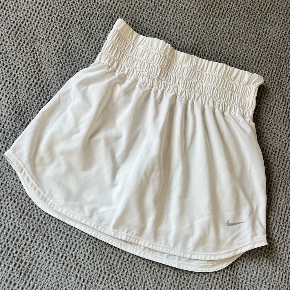Nike Tennis White Skirt Size S